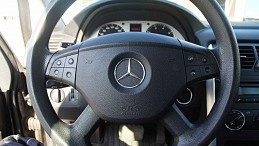 Beschädigte Mercedes B 150 Benzin mercedes-b-150-benzin-12