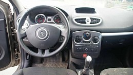 Unfallauto Renault Clio renault-clio-05