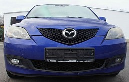 Beschädigte Mazda 3 mazda-3-04