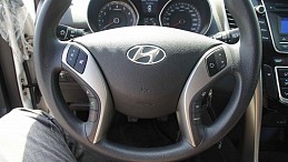 Beschädigte Hyundai i 30 Kombi hyundai-i-30-kombi-16