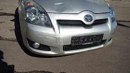 Unfallauto Toyota Corolla Verso1 toyota-corolla-verso1-06