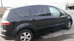 Beschädigte Ford S-Max ford-s-max-08